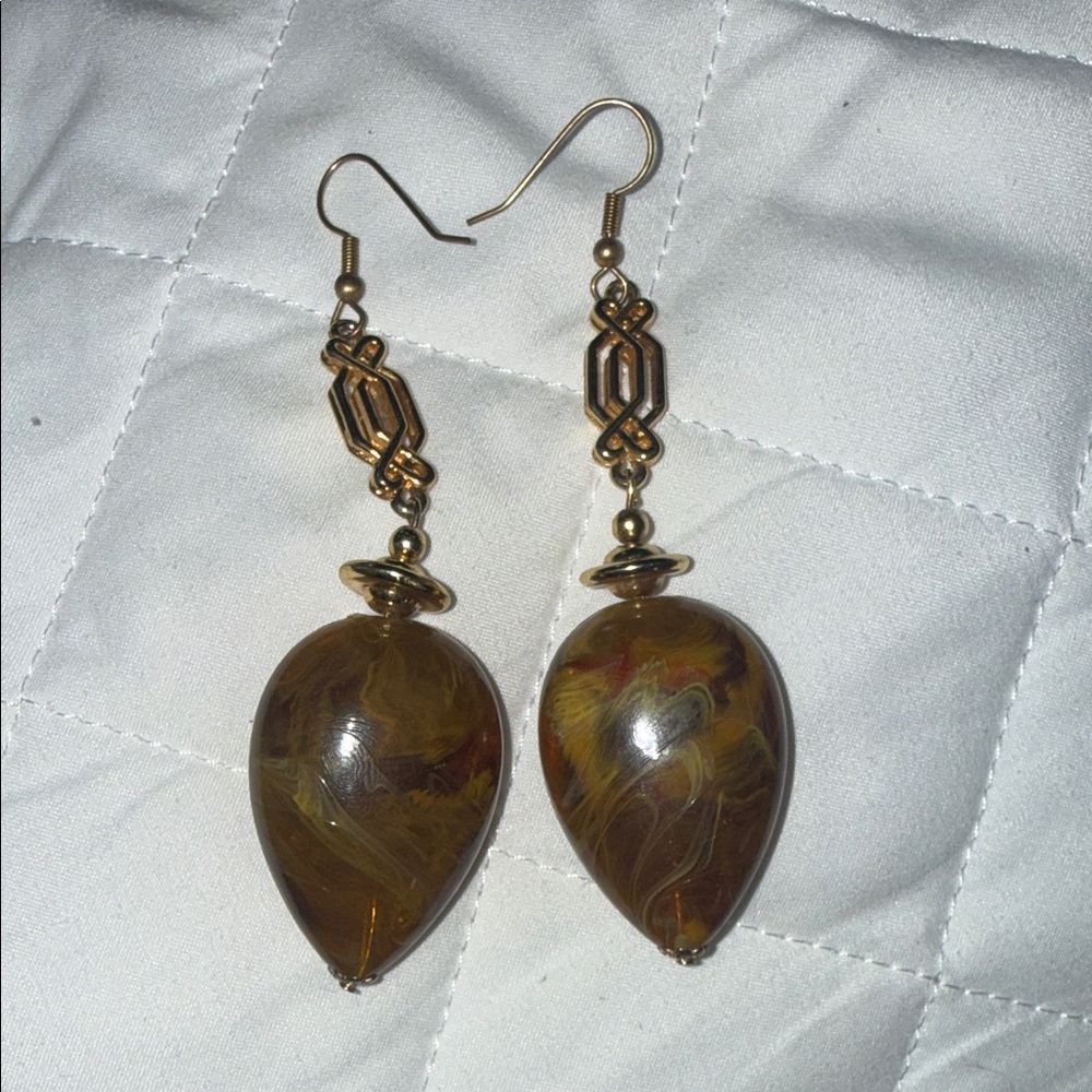 Elegant Brown Teardrop Earrings